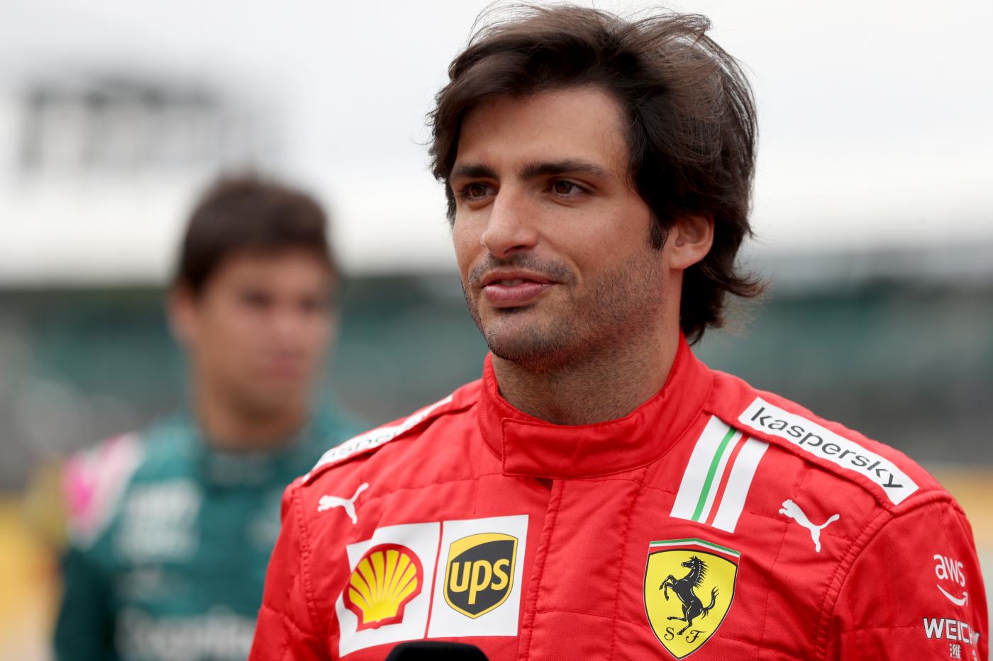 F1: Ferrari pronta per Imola, Sainz rinnova e sogna il Mondiale