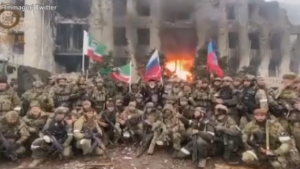 Ucraina, le truppe cecene di Kadyrov esultano per la presa di Mariupol