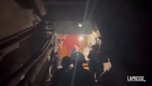 Ucraina, le immagini dei rifugiati nell’acciaieria Azovstal di Mariupol