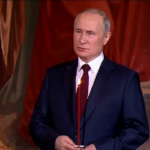 Russia, Putin alla messa di mezzanotte a Mosca per la Pasqua ortodossa