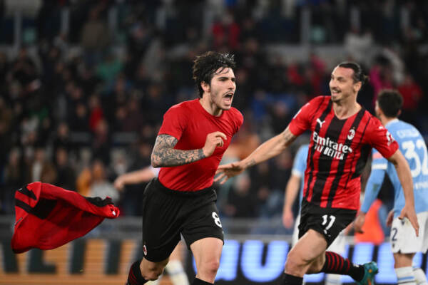 Serie A, Tonali ribalta la Lazio al 93′: il Milan tiene vivo sogno Scudetto