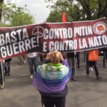 Roma, il corteo del 25 Aprile tra solidarietà all’Ucraina e striscioni contro la Nato e Putin
