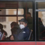 Covid: ok da Cdm a proroga mascherine su mezzi pubblici e Rsa