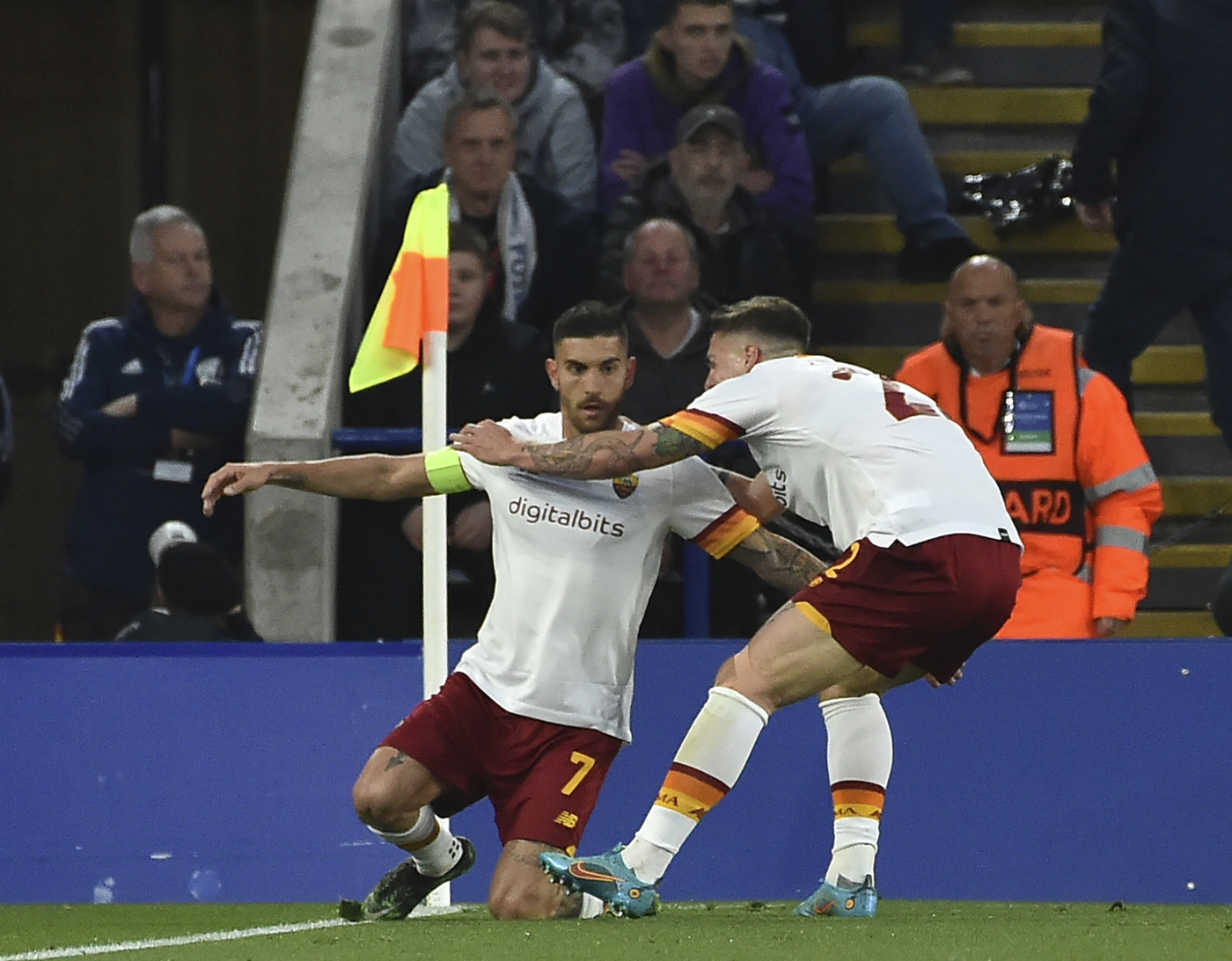 Conference League: buon pari per la Roma a Leicester, 1-1 e appuntamento all’Olimpico Conference League: buon pari per la Roma a Leicester, 1-1 e appuntamento all’Olimpico