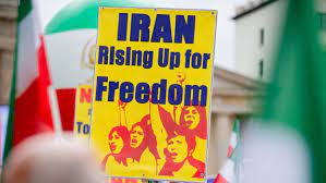 Contestation en Iran : trois nouvelles condamnations à mort