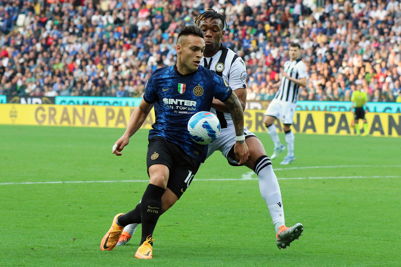 Inter si tiene in scia del Milan, Udinese ko con Perisic e Lautaro