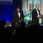 Usa, torna la cena dei corrispondenti alla Casa Bianca: l’ironia di Biden su Trump e stampa