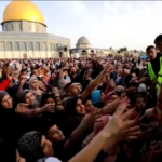 Gerusalemme, i musulmani palestinesi celebrano la festa Eid Al Fitr
