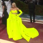 I look dei vip al Met Gala: sfilata sul ‘red carpet’