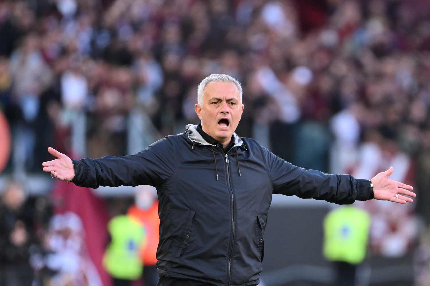 Mou carica la Roma contro il Leicester, la Conference è la nostra coppa Mou carica la Roma contro il Leicester, la Conference è la nostra coppa