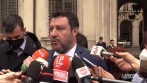 Salvini incontra Draghi a Palazzo Chigi: “Abbiamo parlato di fisco e di pace”