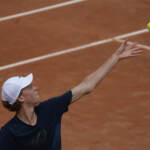 Atp Roma, Sinner si aggiudica il derby con Fognini e va agli ottavi