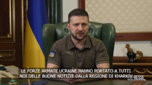 Ucraina, Zelensky: “Occupanti vengono respinti dalla regione di Kharkiv”