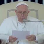 Sri Lanka, Papa Francesco: “Non cedere alla violenza”