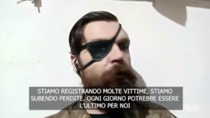 Ucraina, all’Azovstal situazione drammatica: “Per noi morte o cattura imminente”