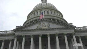 Usa, a Capitol Hill un minuto di silenzio per le vittime del Covid