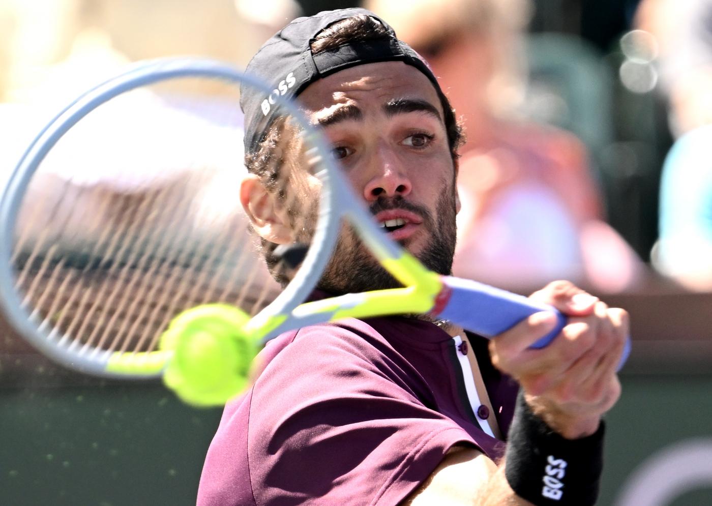 Tennis: Berrettini torna ad allenarsi. “Mano migliora ma salto Roland Garros”