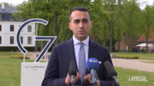 Ucraina, Di Maio: “Italia sostiene ingresso nell’Ue, aumenta la democrazia”