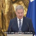 Finlandia, Niinisto: “Chiederemo di entrare nella Nato, è una giornata storica”