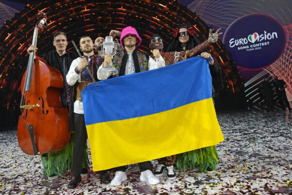 Eurovision, Kalush fra musica e fenomeno sociale: “Come ‘La Marsigliese’ contro il Medioevo russo”