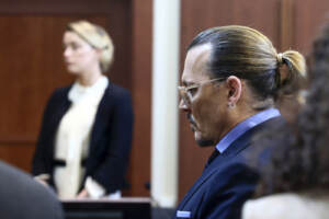 Johnny Depp e Amber Heard in tribunale, continua la battaglia legale