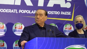 Ucraina, Berlusconi: “Anche Italia in guerra perchè manda armi”