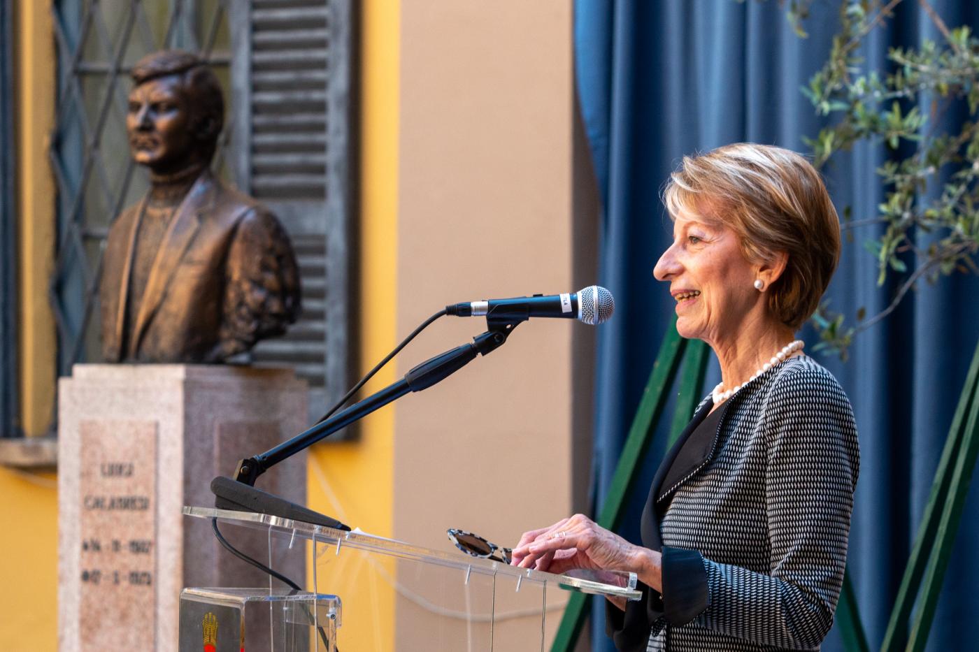 Calabresi: 50 anni fa omicidio commissario. Vedova: “Sua immagine ripulita da fango” Calabresi: 50 anni fa omicidio commissario. Vedova: “Sua immagine ripulita da fango”
