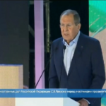 Ucraina, Lavrov: “E’ materiale di consumo nella guerra ibrida contro la Russia”