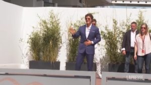 Tom Cruise è arrivato a Cannes, grande accoglienza per la star di Hollywood