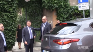 Roma: Letta e Conte nella residenza dell’ambasciatore finlandese, sorrisi e foto
