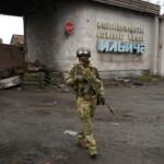 Ucraina: Russia disposta a tornare al tavolo, contatto capi eserciti Mosca-Washington