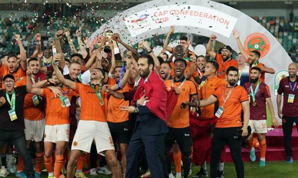 Coupe de la CAF : La RS Berkane lève le trophée
