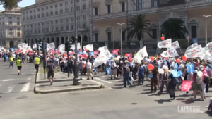 Roma, Movimento “Pro-Vita” in piazza contro l’aborto