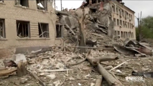 Ucraina, la città del Donbass devastata dai bombardamenti
