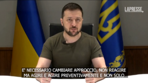 Ucraina, Zelensky: “Sanzioni contro Russia devono essere massime”