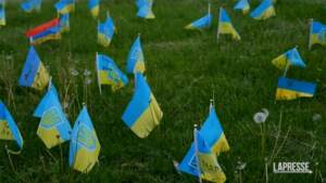 Ucraina, a tre mesi dall’inizio della guerra i cittadini di Kiev tornano alla vita: “La città sembra ripopolarsi”