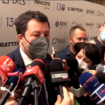 Governo, Salvini: “La maggioranza scricchiola? Lavoriamo per tenerla insieme”