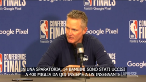 Sparatoria in Texas, l’allenatore Nba Kerr: “Sono stufo, quando faremo qualcosa?”