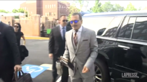Slime fight in the limelight: Amber Heard and Johnny Depp back in court, again.