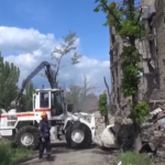 Mariupol: le forze russe ripuliscono la città dalle macerie