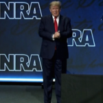 Convention Nra, Trump: “L’esistenza del male è motivo per armare i cittadini”