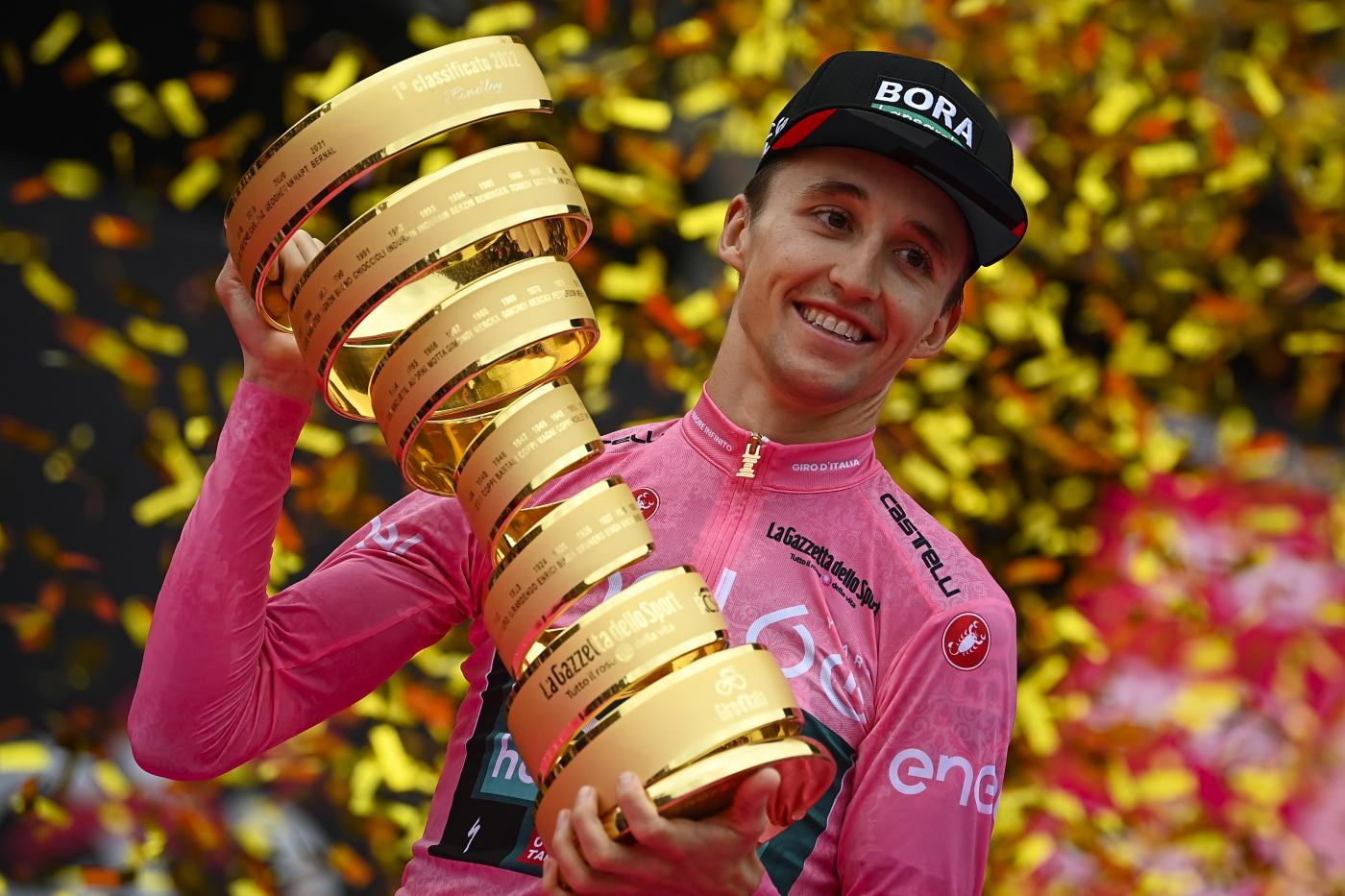 Giro d’Italia: Verona incorona Hindley, a Sobrero crono finale