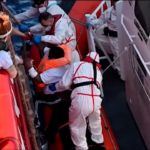 Migranti, sbarcano a Pozzallo i 294 migranti in mare da 11 giorni