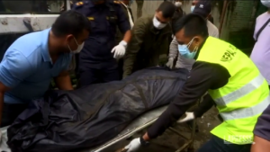 Incidente aereo in Nepal, recuperati i corpi delle 22 vittime