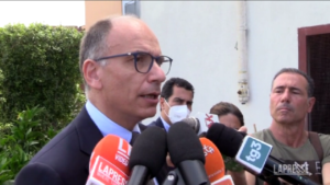 Addio Smuraglia, un minuto di silenzio alla segreteria Pd. Letta: “Suo insegnamento resta”