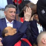 I tifosi del Monza a Berlusconi: “Portaci in Europa”. E spunta Balotelli in tribuna