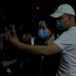 Covid: Shangai, a mezzanotte festa in strada per la fine del lockdown