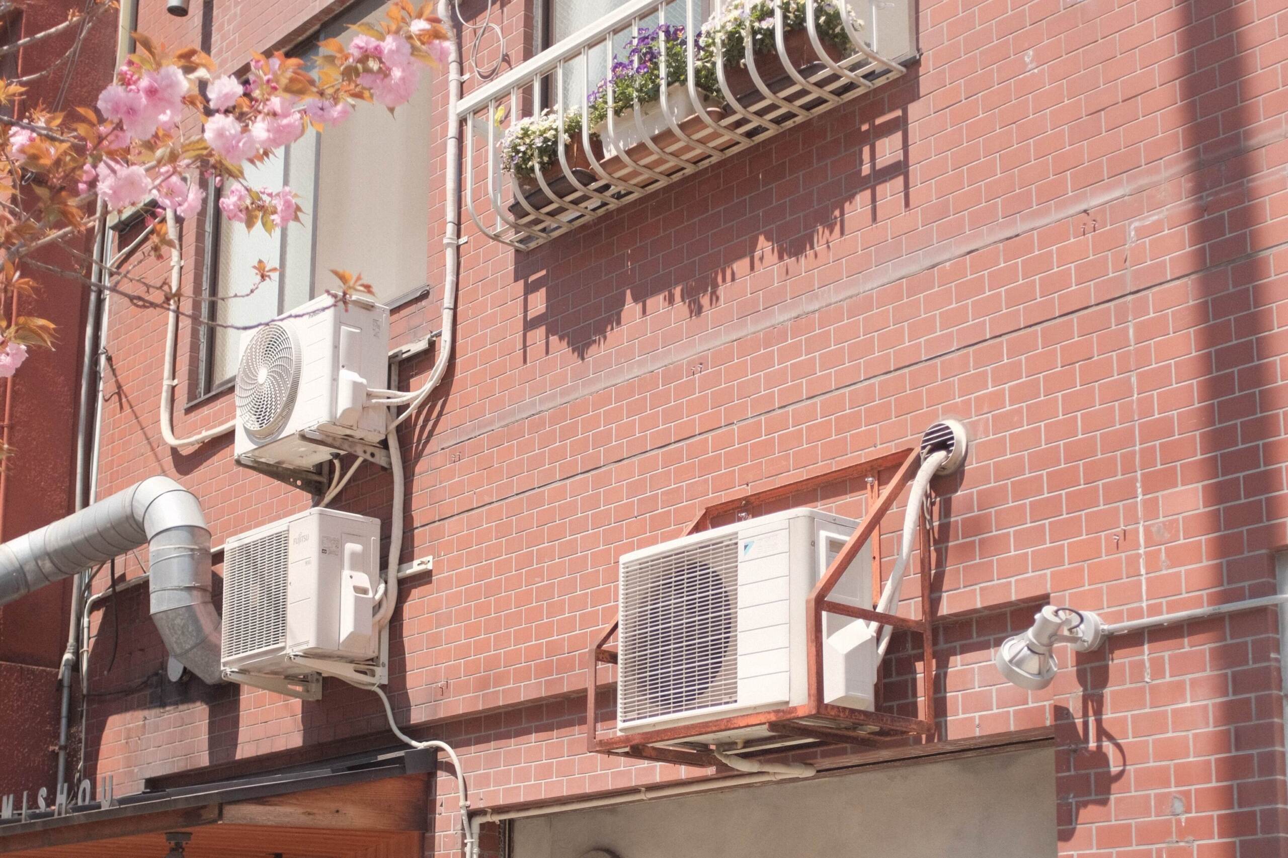 Energia: solo il 31% degli italiani rinuncerebbe ad aria condizionata Energia: solo il 31% degli italiani rinuncerebbe ad aria condizionata