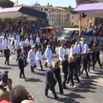 2 Giugno: con i militari sfilano anche medici e infermieri, gli “eroi della sanità”