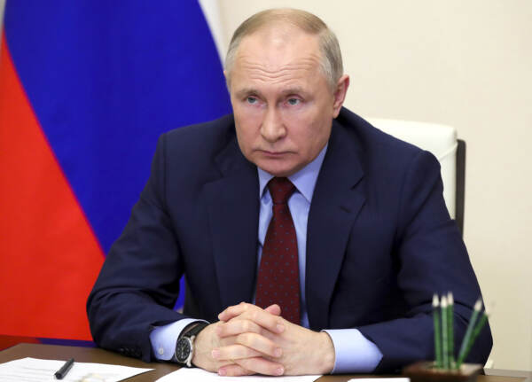 Il presidente Putin presiede riunione sullo sviluppo delle industrie agricole e della pesca